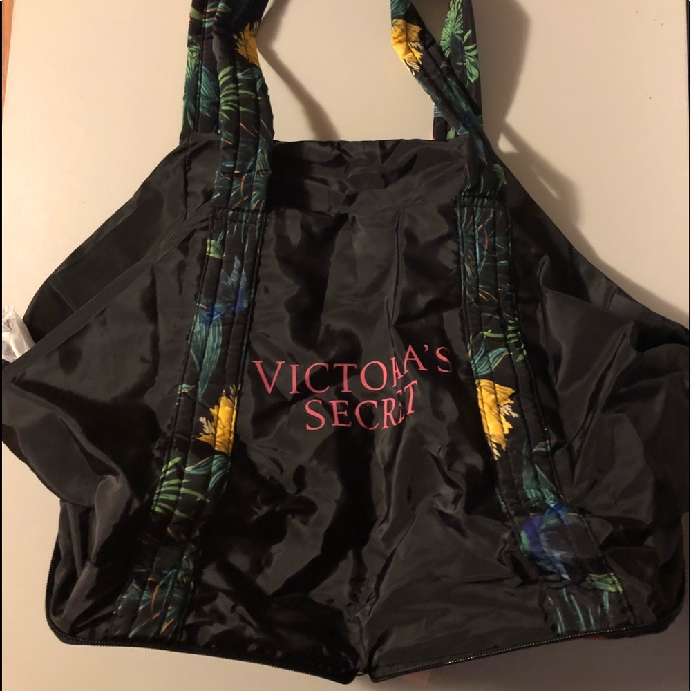 BRAND NEW! Victoria's Secret Foldable Tote Bag!